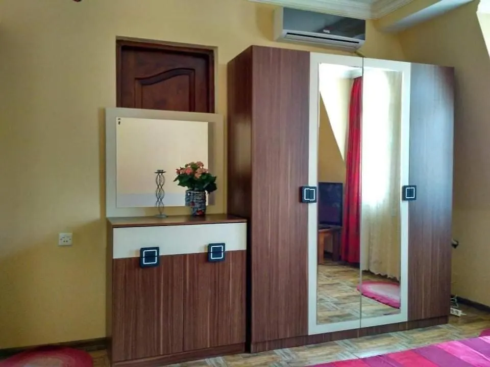 City Center Guesthouse On Demetre Tavdadebuli Str 46 Batum